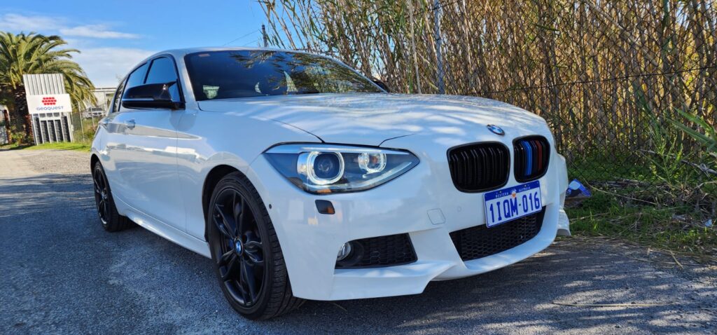 BMW 1-serie 4-door coupe grey - Image 2