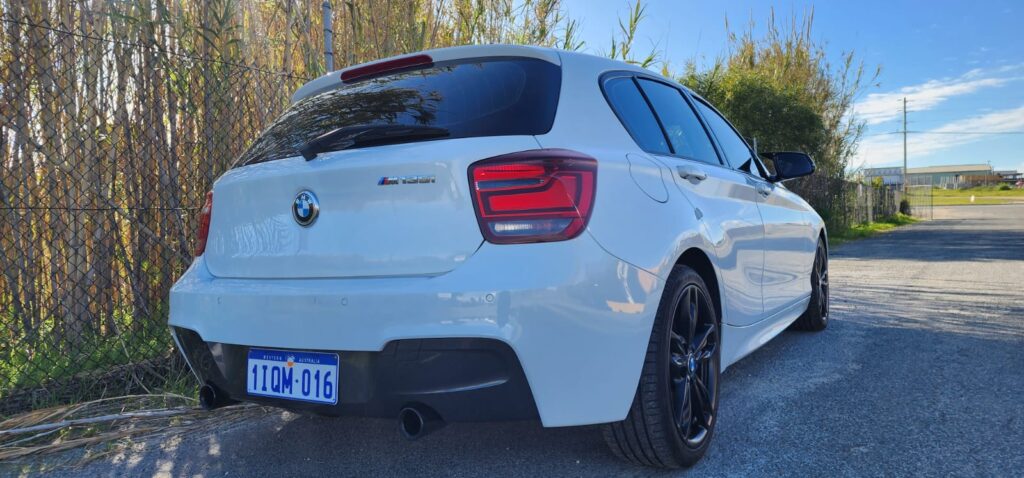 BMW 1-serie 4-door coupe grey - Image 3