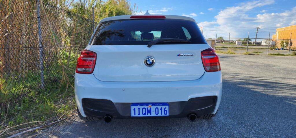 BMW 1-serie 4-door coupe grey - Image 4